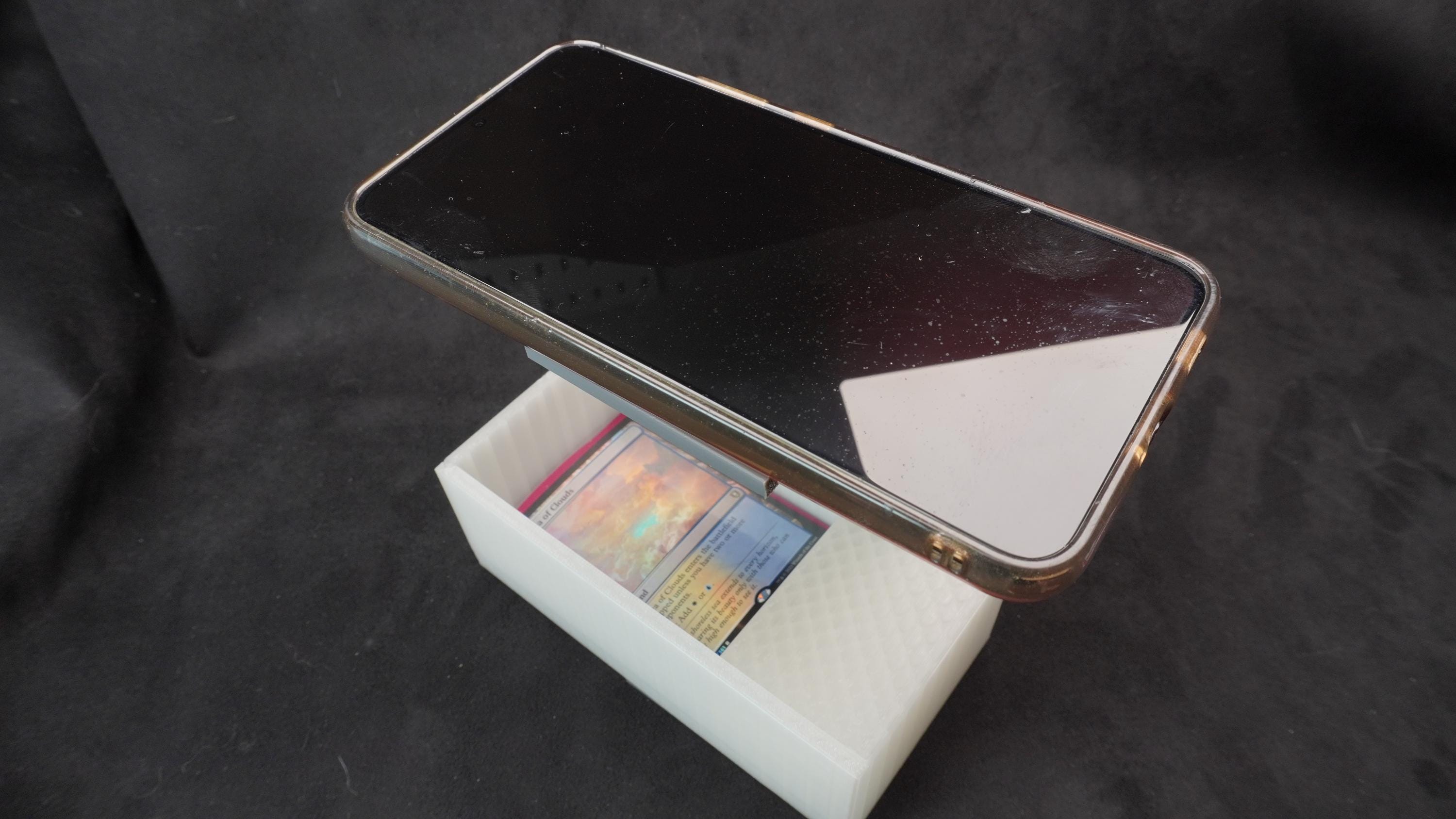 MTG Card Scanner Stand - 3D Printed - Easy to Use - Holds Sleeved and Unsleeved Cards - Compact Design -